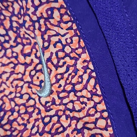 NIKE DRI-FIT EMBROIDERED SWOOSH LOGO MESH LINED ATHLETIC RUNNING SHORTS - Picture 4 of 12